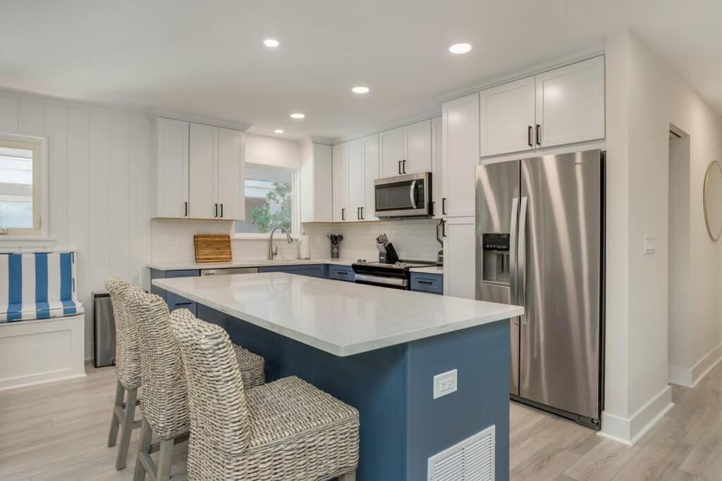 Luxury Beach House - 2Min Walk To Beach - Private Pool - Group & Dog Friendly Hilton Head Island Esterno foto