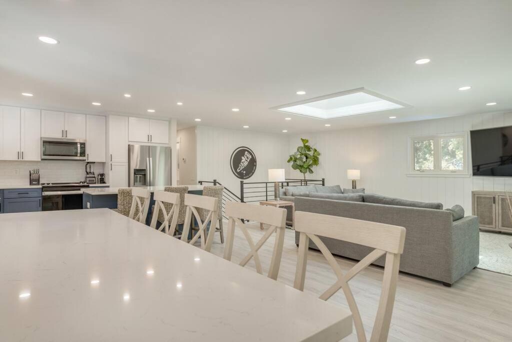 Luxury Beach House - 2Min Walk To Beach - Private Pool - Group & Dog Friendly Hilton Head Island Esterno foto