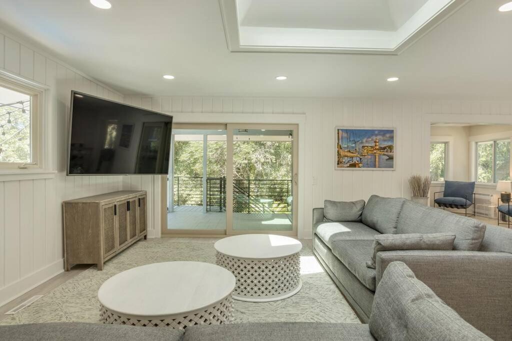 Luxury Beach House - 2Min Walk To Beach - Private Pool - Group & Dog Friendly Hilton Head Island Esterno foto